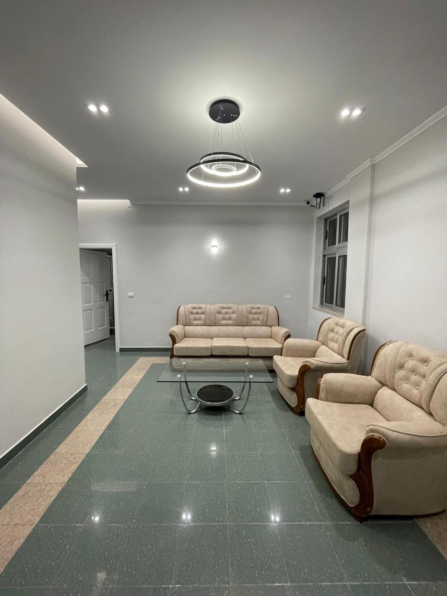 City Center Inn Shkoder Ngoại thất bức ảnh