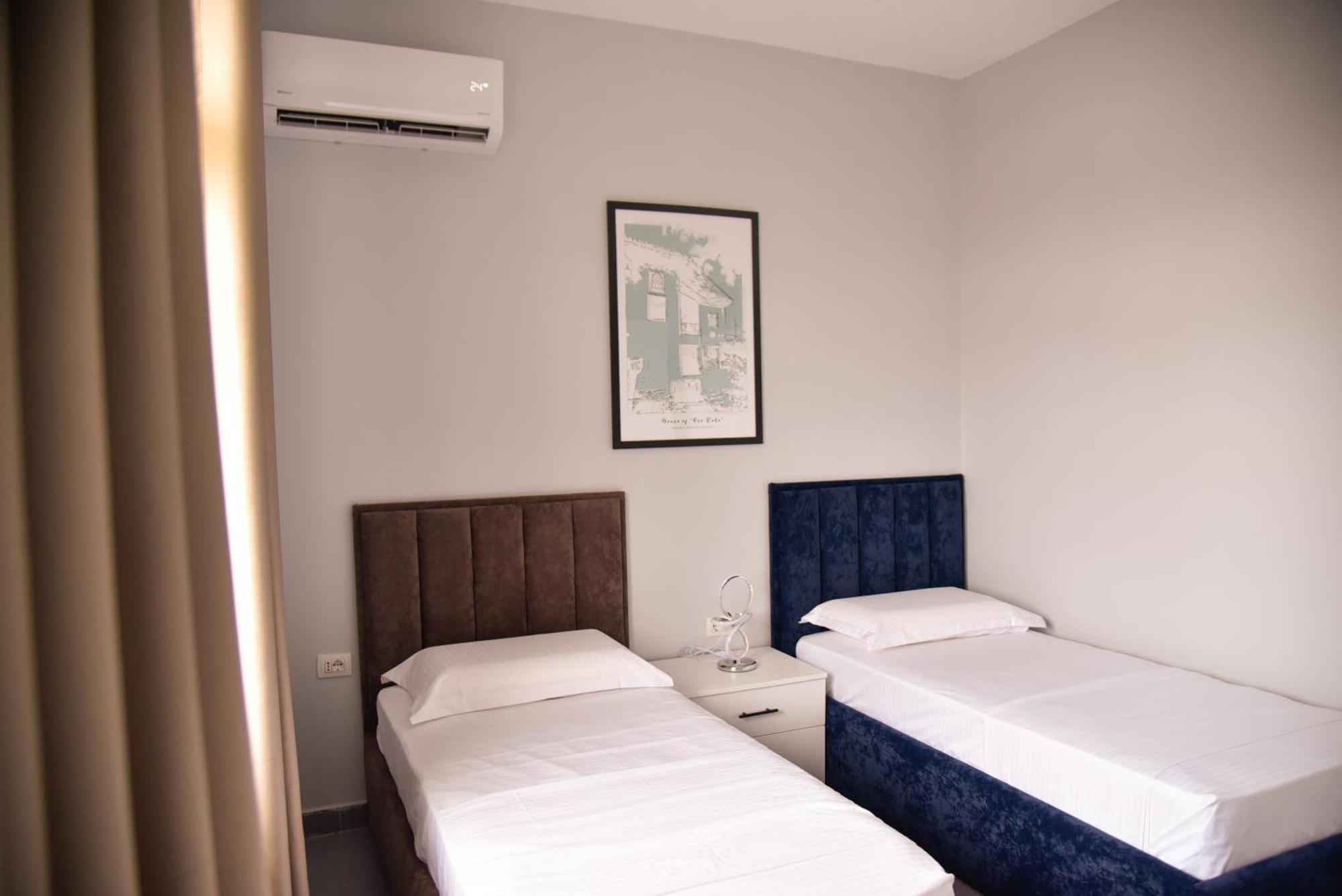 City Center Inn Shkoder Ngoại thất bức ảnh