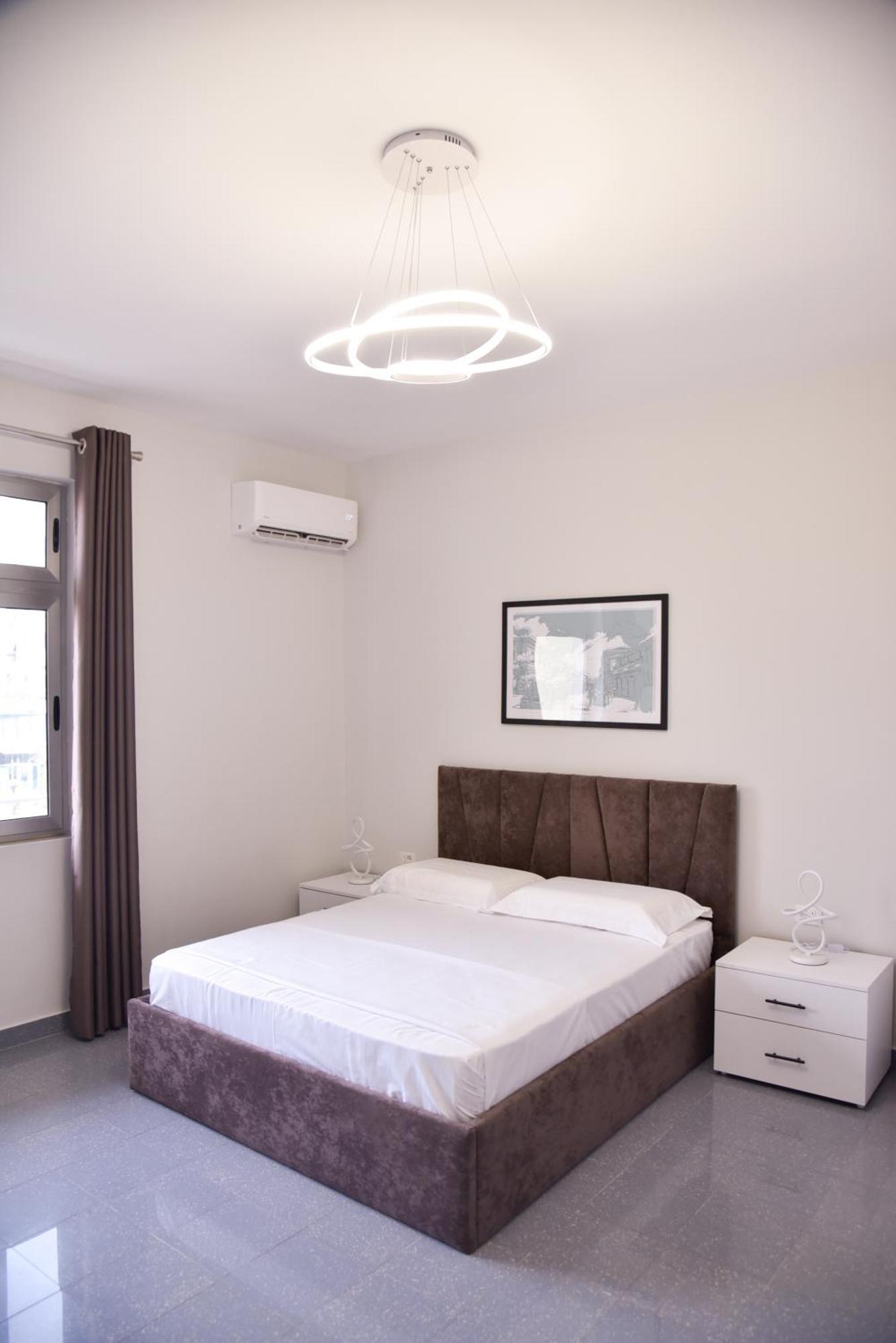 City Center Inn Shkoder Ngoại thất bức ảnh