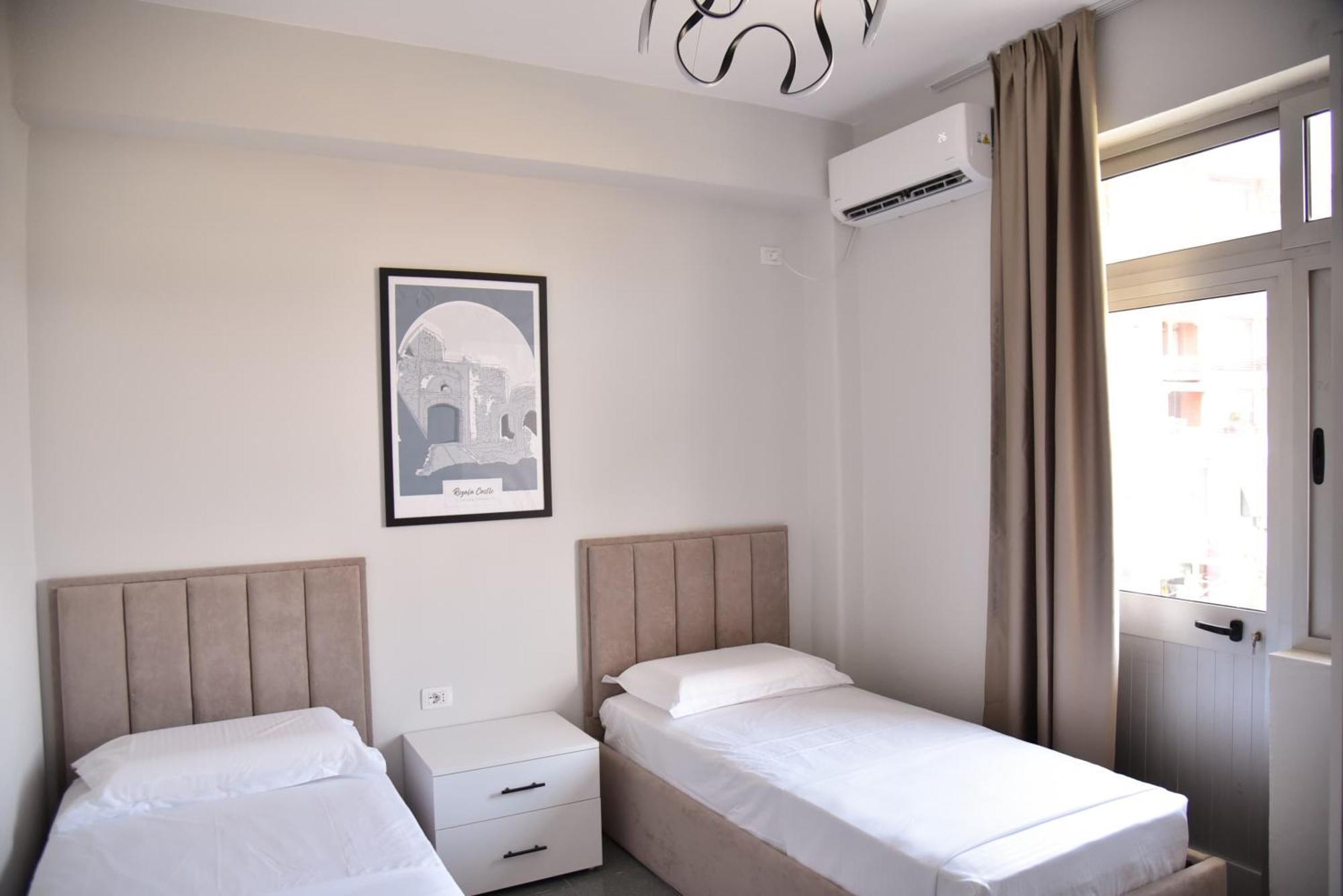 City Center Inn Shkoder Ngoại thất bức ảnh